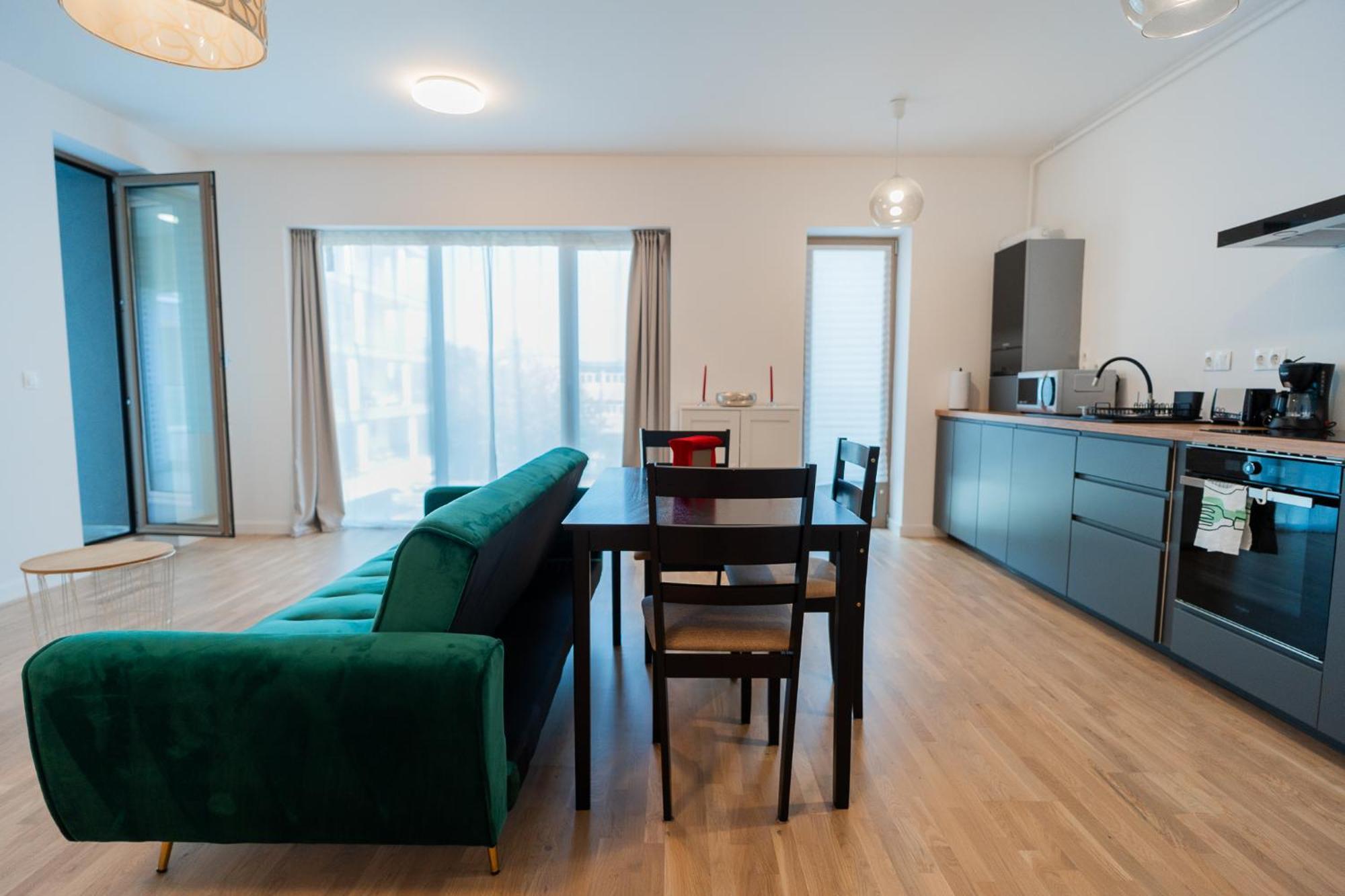 Lagoon Park Apartments With Beach View Бухарест Экстерьер фото